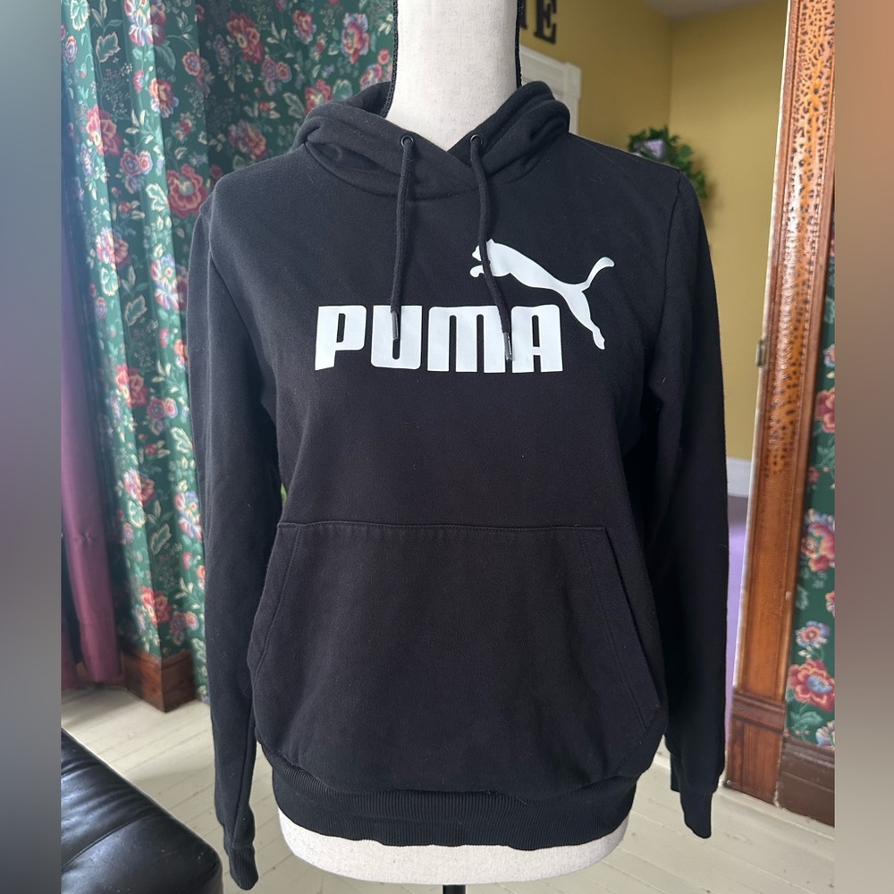 Women’s Black Puma Logo Pullover Hoodie